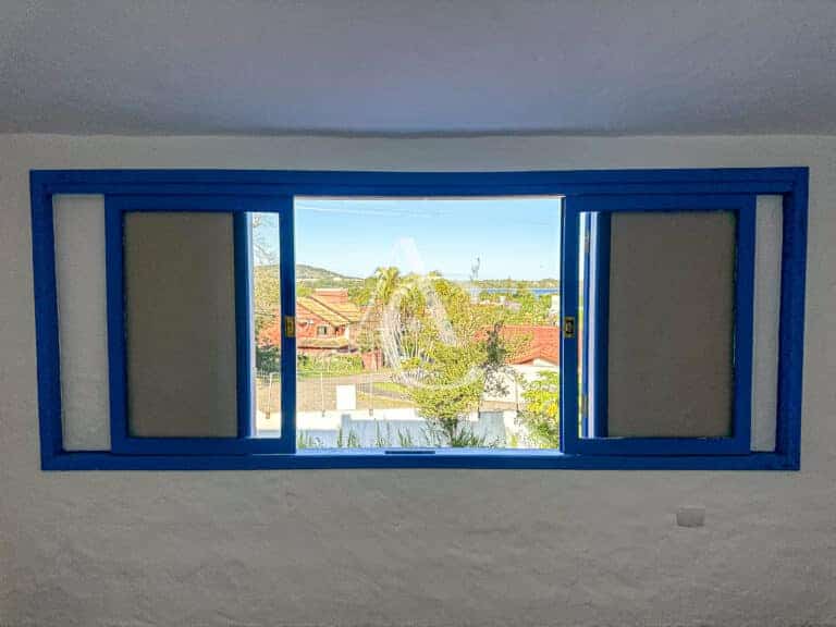 Casa à venda, com piscina, churrasqueira – Canto da Lagoa, Florianópolis/SC.