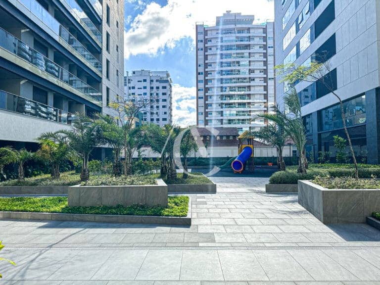 Apartamento à venda, 2 quartos sendo 1 suíte – Centro – Florianópolis, SC.