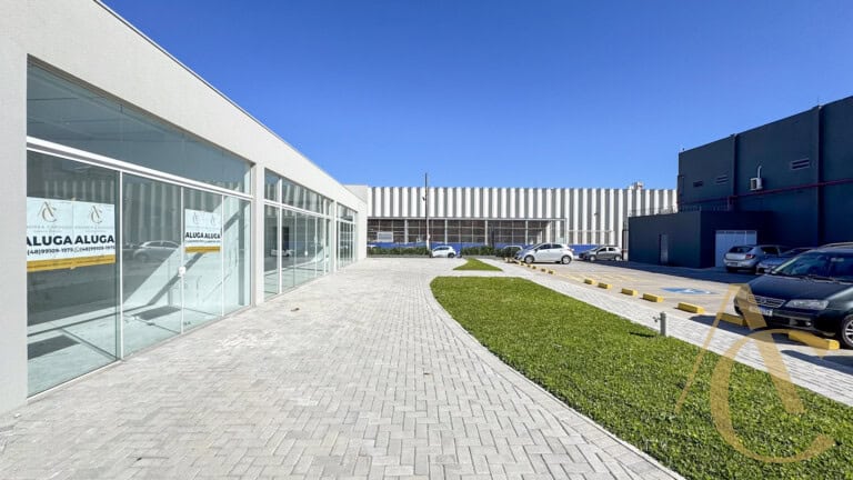 RESERVADO – Loja para alugar – 76,75m² – Campinas – São José,SC.