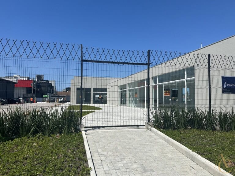 RESERVADO – Loja para alugar – 76,75m² – Campinas – São José,SC.