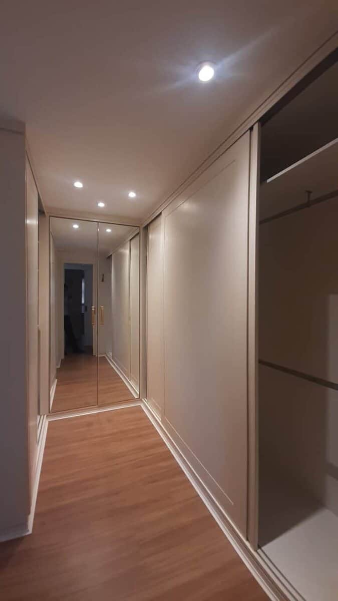 Apartamento para alugar vista mar, 4 quartos sendo 2 suítes, 4 vagas de garagem, piscina – Centro – Florianópolis, SC.