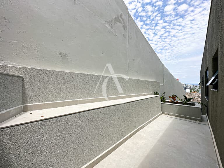 Casa à venda, 3 suítes, piscina, vista mar  – Centro – Florianópolis, SC.