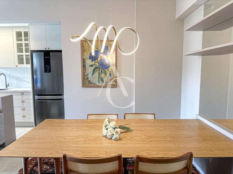 Apartamento à venda, 2 quartos sendo 1 suíte – Centro – Florianópolis, SC.