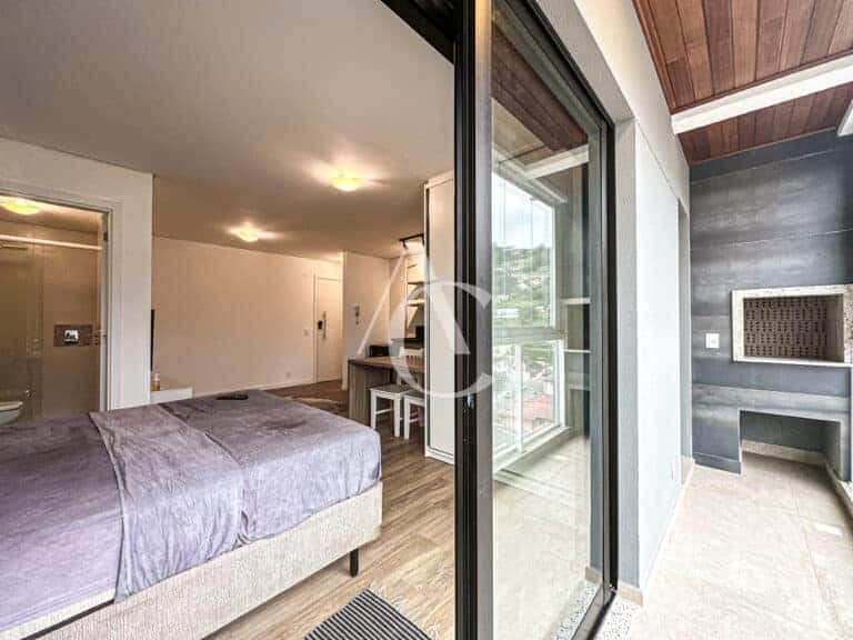 Estudio com sacada à venda – Centro – Florianópolis.