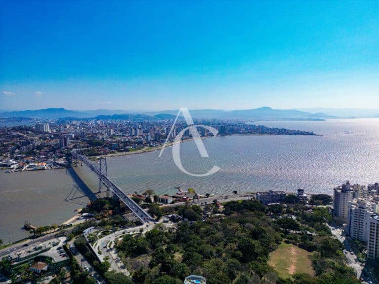 Apartamento à venda, 2 quartos sendo 1 suíte – Centro – Florianópolis, SC.