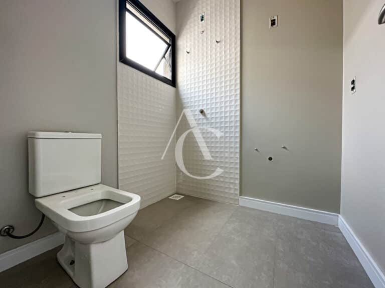 Casa à venda, 3 suítes, piscina, vista mar  – Centro – Florianópolis, SC.