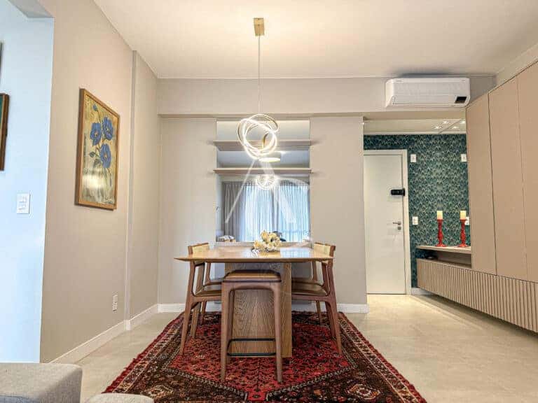 Apartamento à venda, 2 quartos sendo 1 suíte – Centro – Florianópolis, SC.