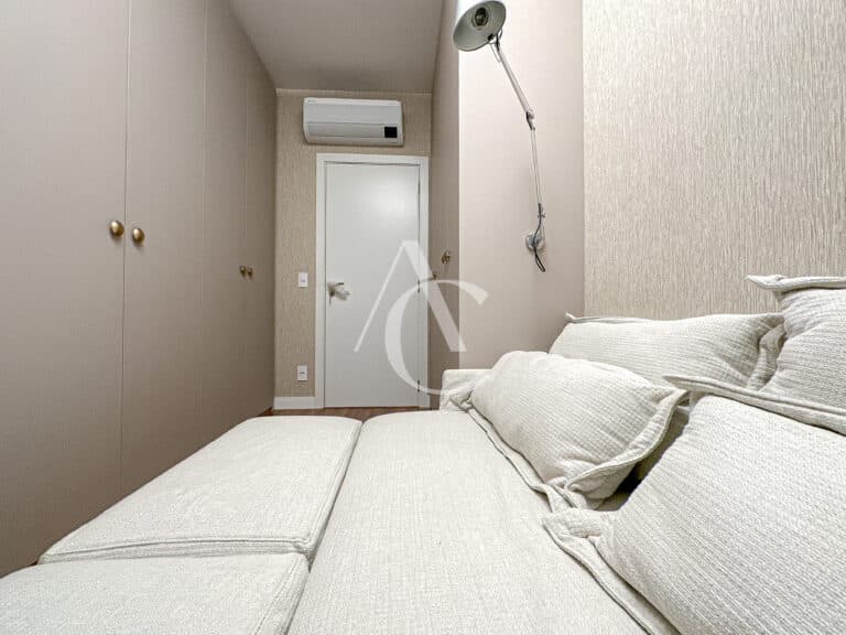 Apartamento à venda, 2 quartos sendo 1 suíte – Centro – Florianópolis, SC.