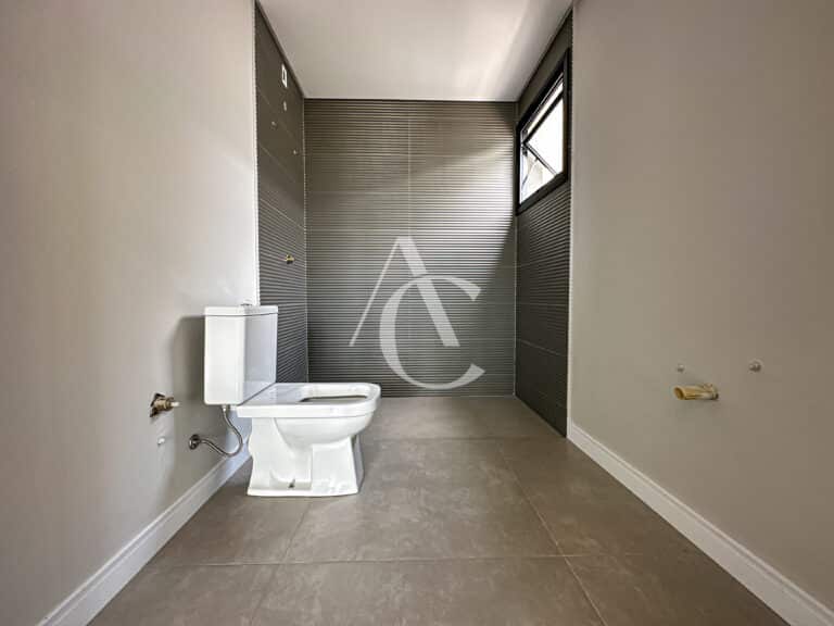 Casa à venda, 3 suítes, piscina, vista mar  – Centro – Florianópolis, SC.