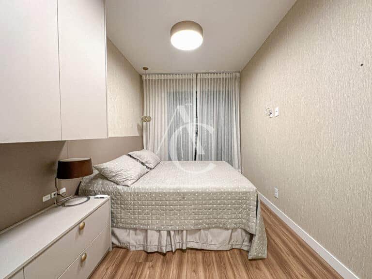 Apartamento à venda, 2 quartos sendo 1 suíte – Centro – Florianópolis, SC.