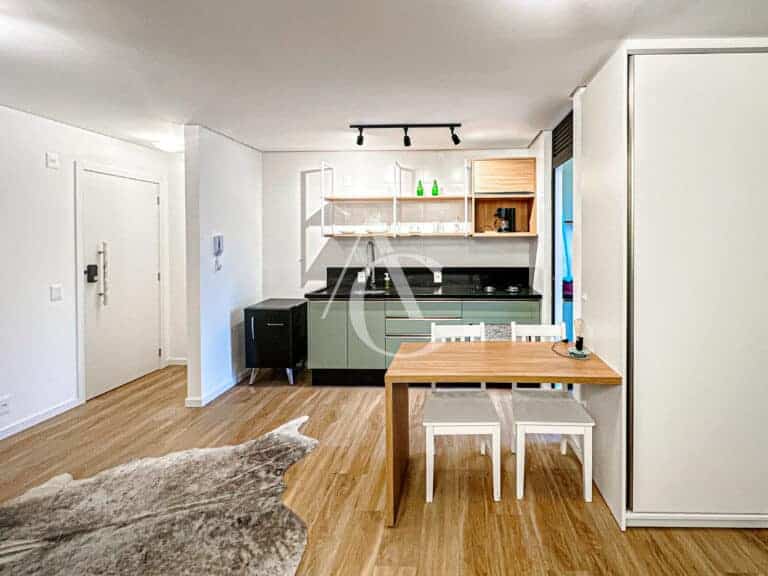 Estudio com sacada à venda – Centro – Florianópolis.