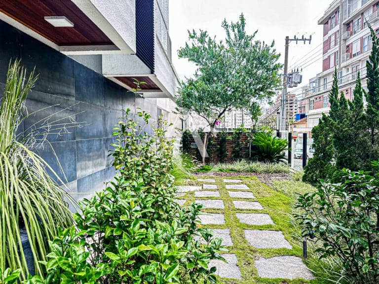 Estudio com sacada à venda – Centro – Florianópolis.