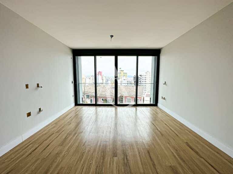 Casa à venda, 3 suítes, piscina, vista mar  – Centro – Florianópolis, SC.