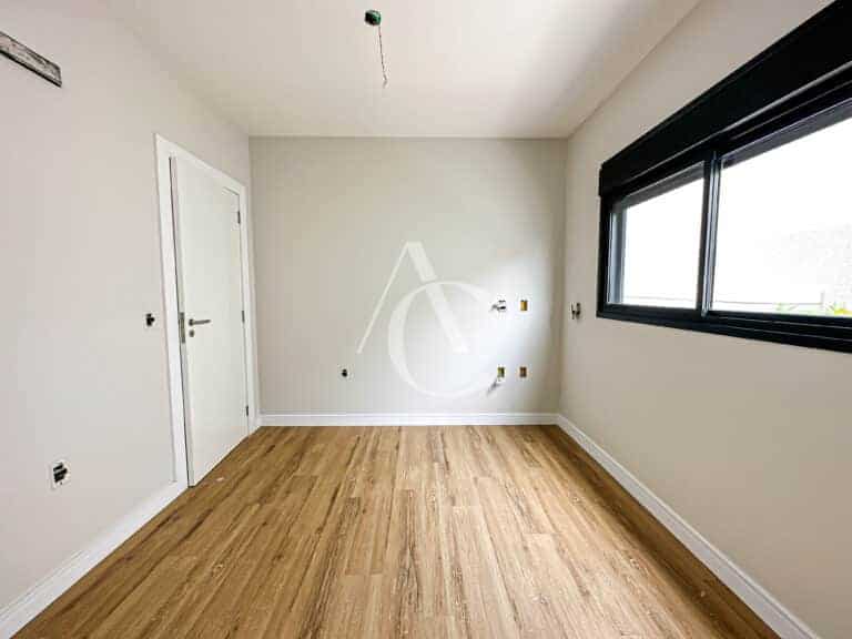 Casa à venda, 3 suítes, piscina, vista mar  – Centro – Florianópolis, SC.