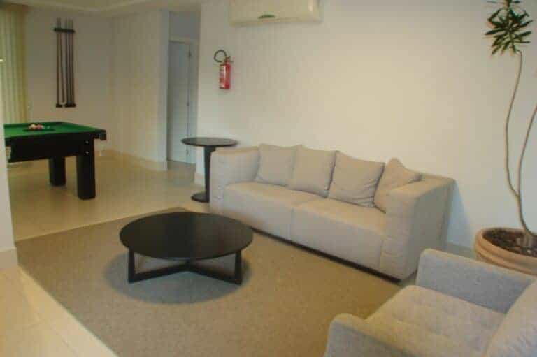 Apartamento para alugar – 2 quartos sendo 1 suíte – Centro | Florianópolis/SC.