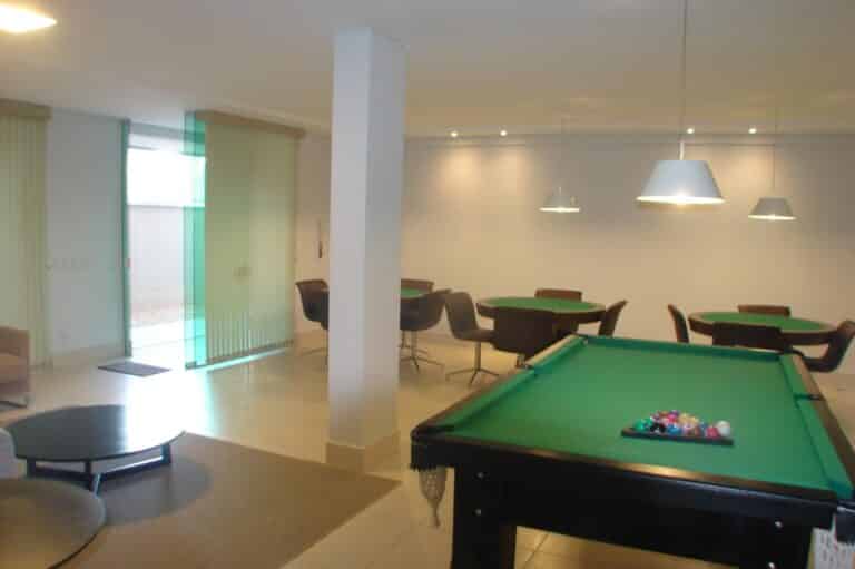Apartamento para alugar – 2 quartos sendo 1 suíte – Centro | Florianópolis/SC.