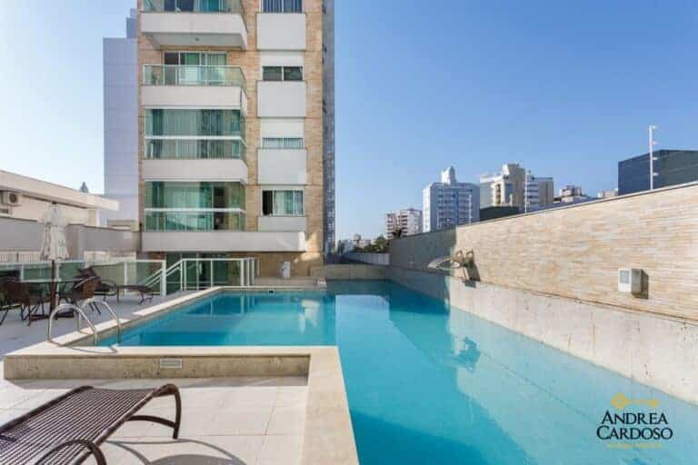 Apartamento para alugar – 2 quartos sendo 1 suíte – Centro | Florianópolis/SC.
