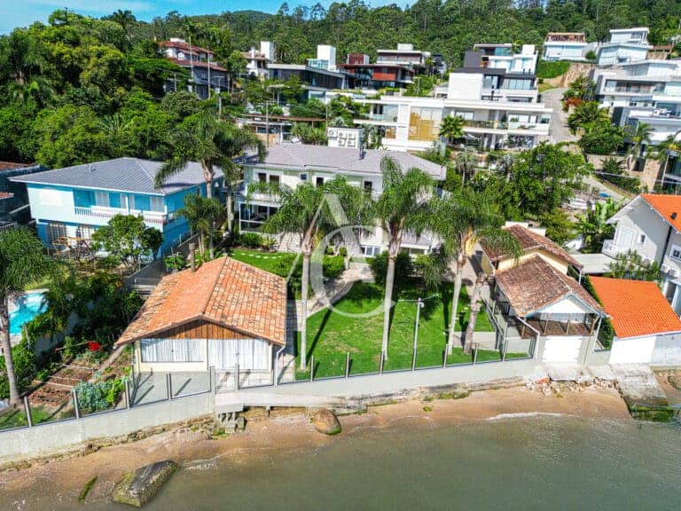 Casa a venda – Cacupé, Florianópolis, SC.