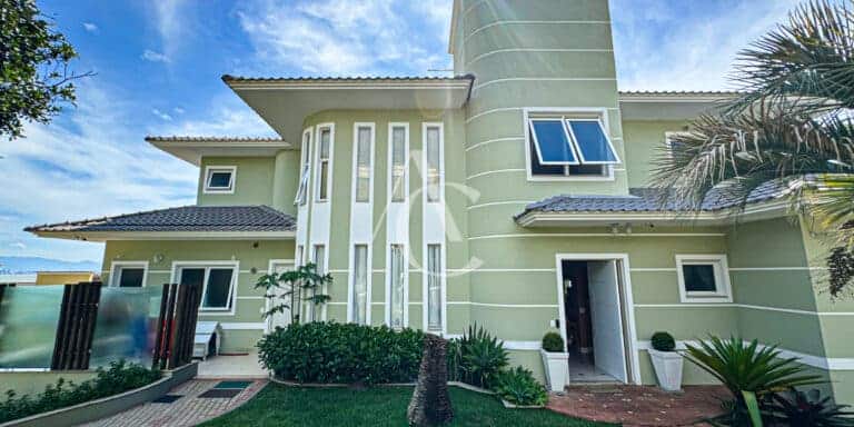 Casa a venda – Cacupé, Florianópolis, SC.