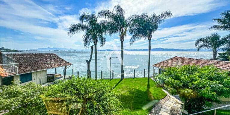 Casa a venda – Cacupé, Florianópolis, SC.