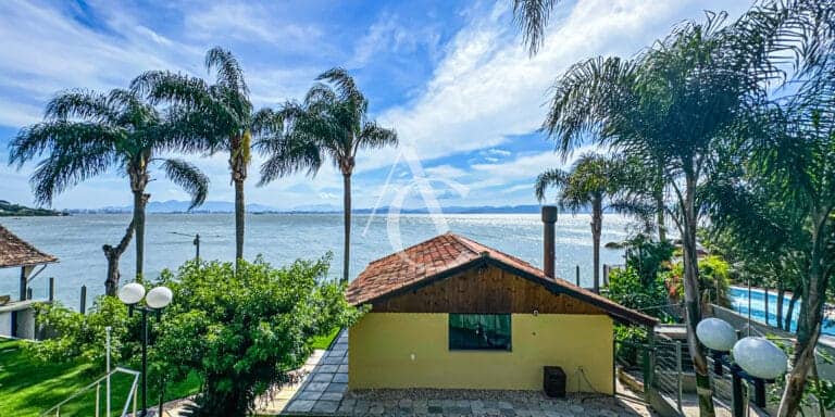 Casa a venda – Cacupé, Florianópolis, SC.