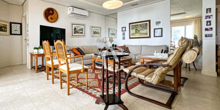 Casa a venda – Cacupé, Florianópolis, SC.