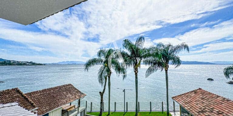 Casa a venda – Cacupé, Florianópolis, SC.