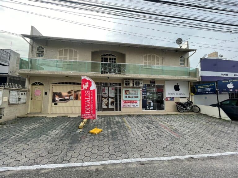 Casa a venda – Kobrasol, São José, SC.