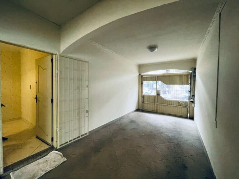 Casa a venda – Kobrasol, São José, SC.