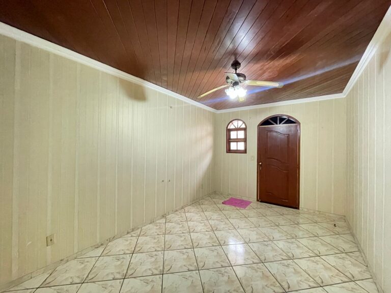 Casa a venda – Kobrasol, São José, SC.