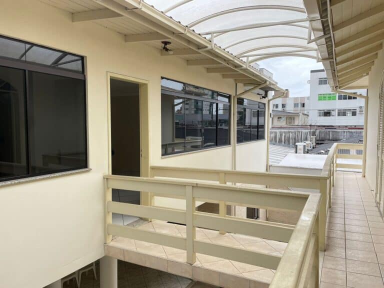 Casa a venda – Kobrasol, São José, SC.