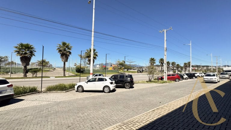 Loja para locação – 15,75m² – Campinas – São José, SC.