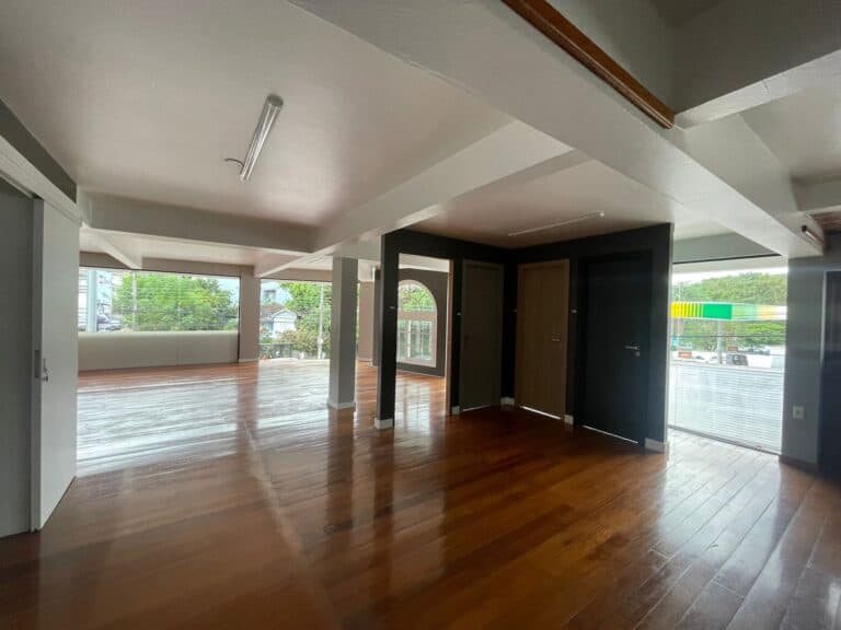 Prédio para locação, Pantanal, Florianópolis, SC.