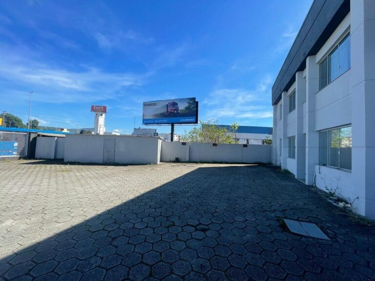 Galpão para locação – BR 101 – São José, SC.