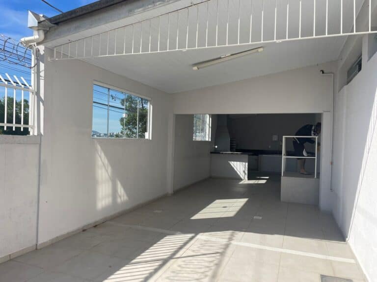 Galpão para locação – BR 101 – São José, SC.