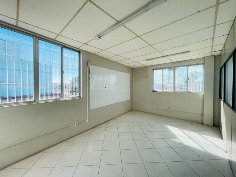 Galpão para locação – BR 101 – São José, SC.