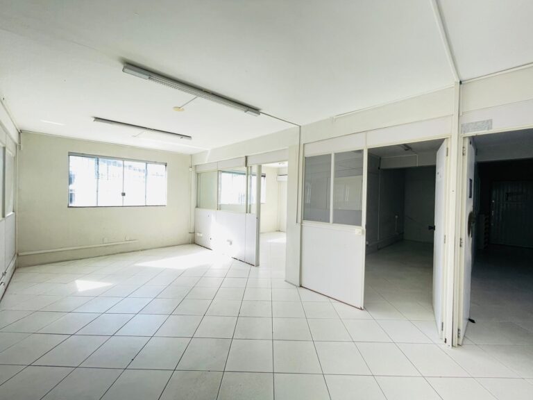 Galpão para locação – BR 101 – São José, SC.