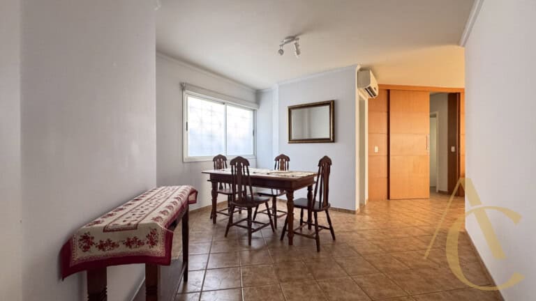 Apartamento para locação – 2 quartos – Centro – Florianópolis, SC.