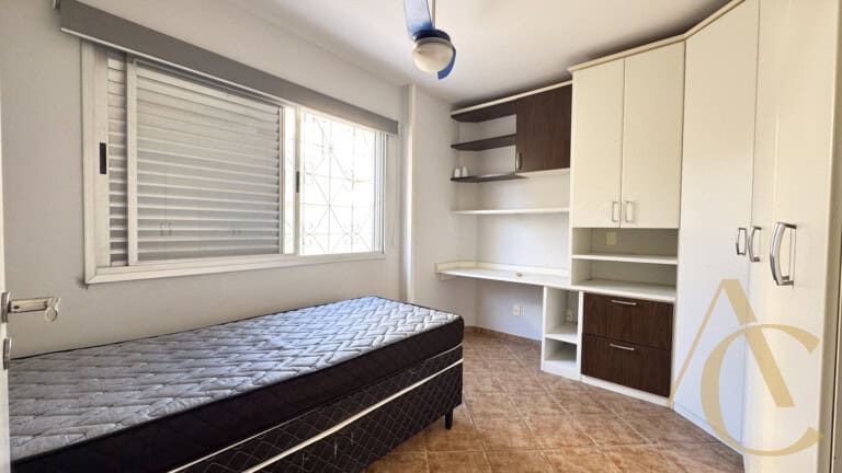 Apartamento para locação – 2 quartos – Centro – Florianópolis, SC.
