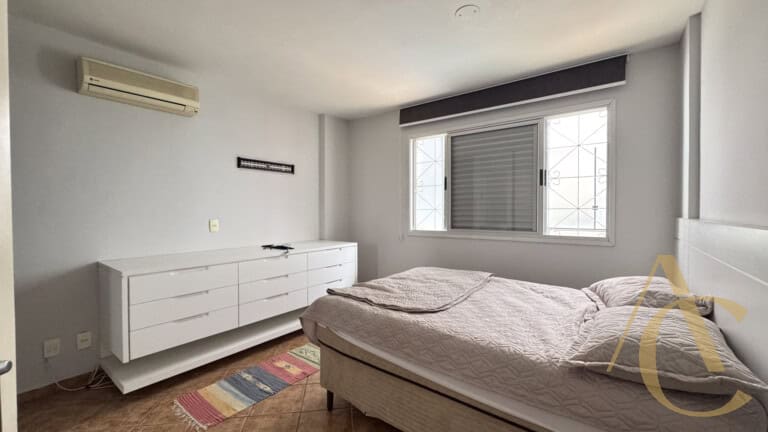 Apartamento para locação – 2 quartos – Centro – Florianópolis, SC.