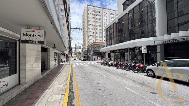 Apartamento para locação – 2 quartos – Centro – Florianópolis, SC.