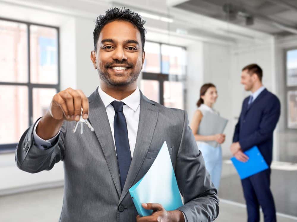 saber se um corretor de imóveis é confiável