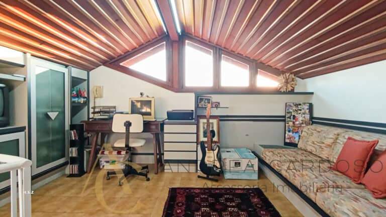 Casa à venda com piscina, espaço gourmet e pomar – Centro, Florianópolis/ SC.