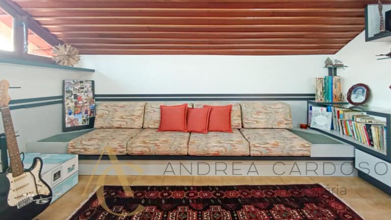 Casa à venda com piscina, espaço gourmet e pomar – Centro, Florianópolis/ SC.