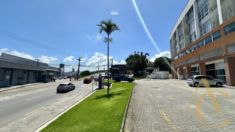 Loja para alugar – Forquilhinhas – São José/SC.