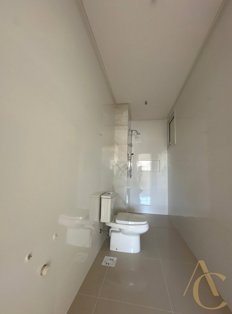 Apartamento à venda – 1 suíte e 2 demi-suíte/Espaço Gourmet – Campinas – São José/SC.