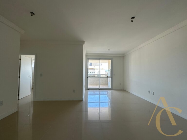 Apartamento à venda – 2 suítes/piscina – Campinas – São José/SC.