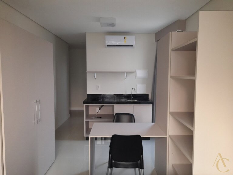 Studio para alugar – Trindade – Florianópolis/SC.