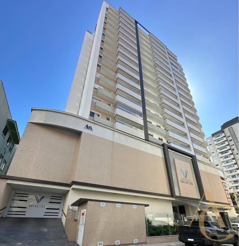 Apartamento à venda – 2 suítes/piscina – Campinas – São José/SC.