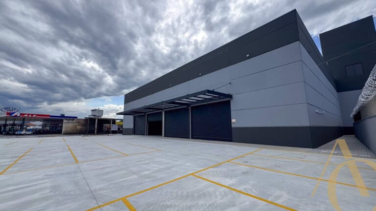 Loja para alugar – BR 101 – Palhoça, SC.